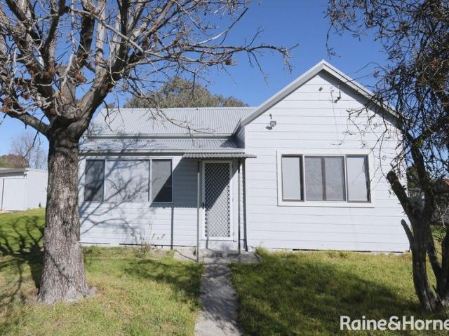 Renovated 2 bedroom Home!