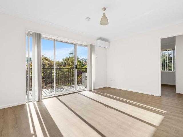 Renovated 2 Bedroom Unit