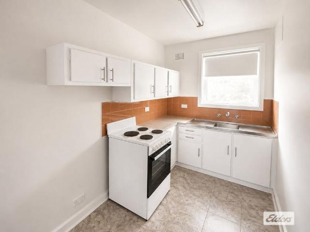 Renovated 2 Bedroom Unit