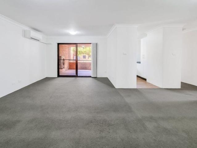 RENOVATED 2 BEDROOM UNIT WITH SPLIT AIR CONDITIONER
