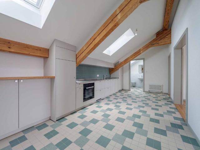Renovated 4.5 room apartment in the heart of Fribourg