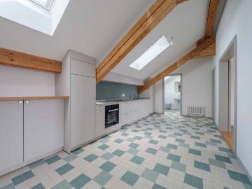 Renovated 4.5 room apartment in the heart of Fribourg