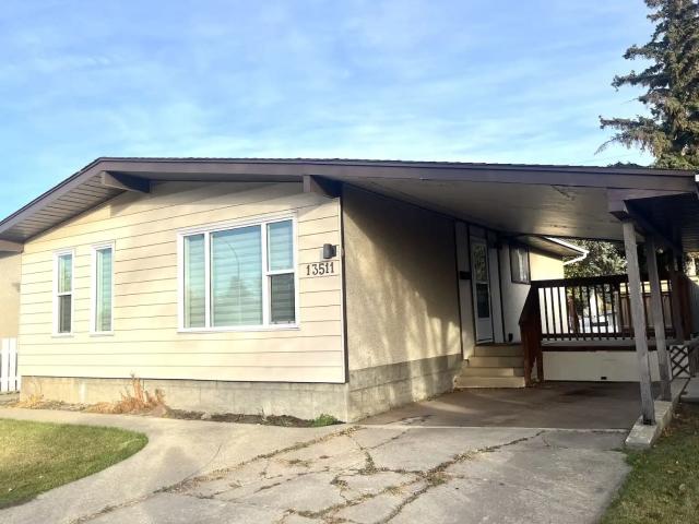 Renovated 4 Bed House with huge yard