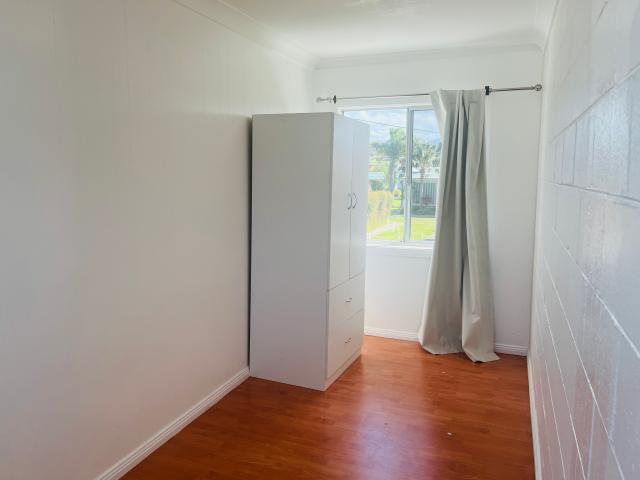 Renovated 4 Bed Property with electricity/water included! Centrally located on the Flat in Narooma!