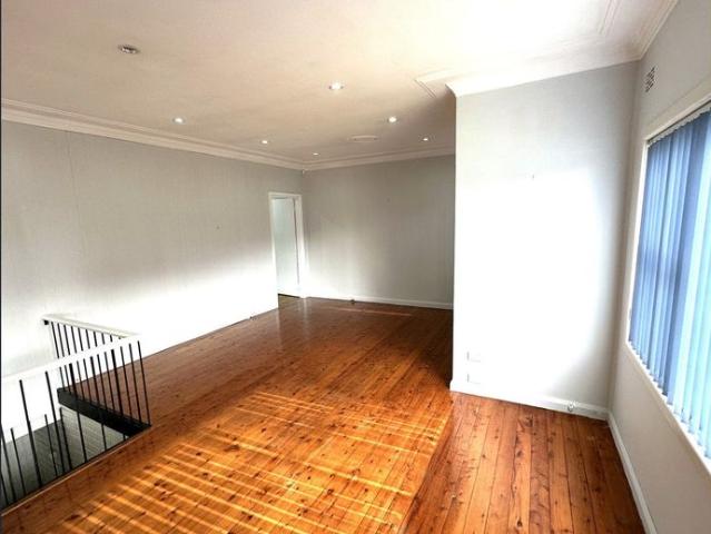 Renovated 4 Bedroom Family Home in Quiet Location