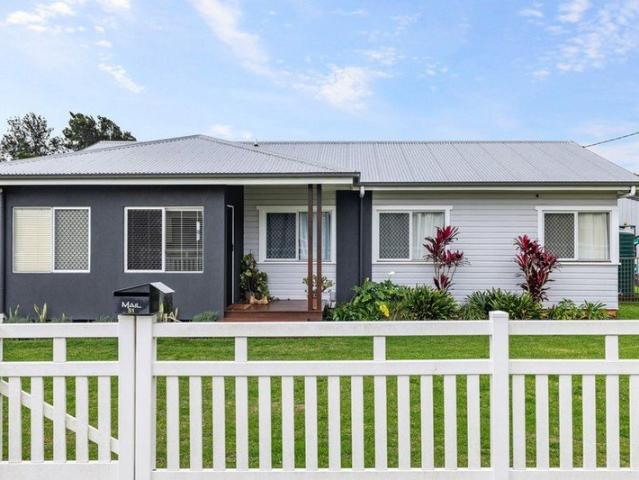 Renovated 4 Bedroom, 2 Bathroom Home on a Huge 1014m2 Block, Big Shed + A Home Office/Business Space
