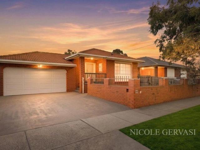 Renovated 5 bedroom residence