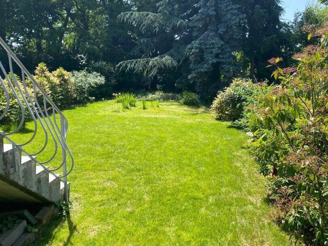 Renovated 5bed south garden no overlooking EPC C