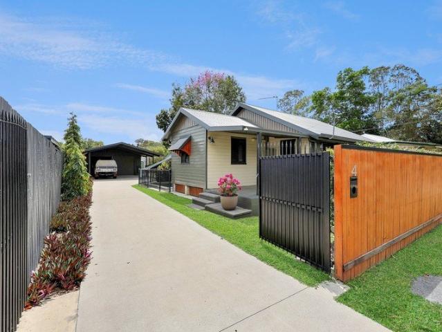 Renovated Cottage with Huge Shed, Carports & Plunge Pool