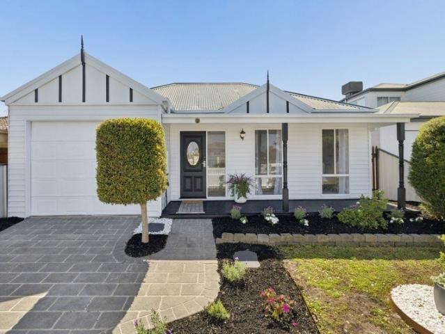 Renovated Cottage Charm with Nothing to Do!