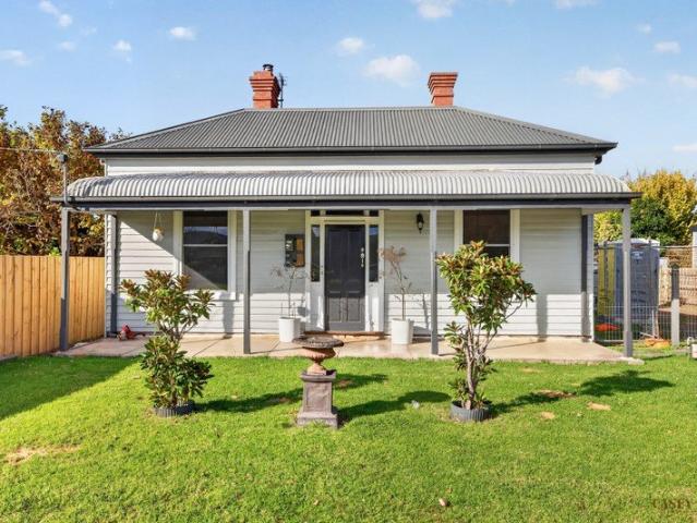 Renovated Cottage Charm on Turnbull Street