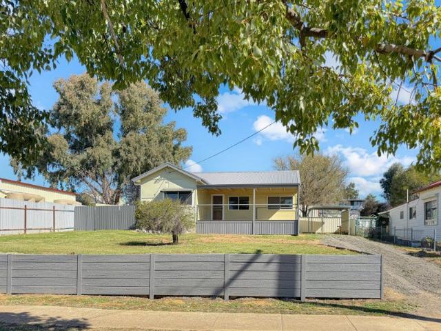 Renovated Cottage in a Prime Location