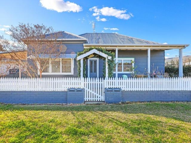 Renovated Cottage in Central Location