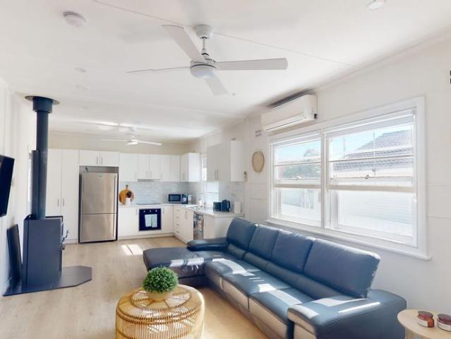 Renovated Cottage in Prime Nelson Bay Location