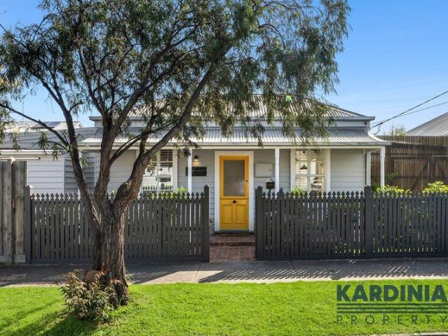 Renovated Cottage Plus Self Contained Studio East Geelong's Best Address