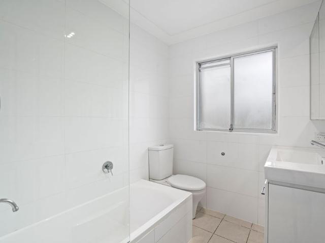 Renovated Coastal Family Home Just 350m to the Beach
