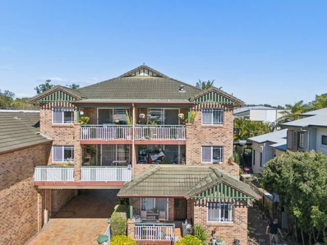 Renovated Comfort in a Secure Aspley Complex