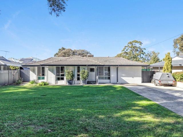 Renovated Comfort in Central Armadale!
