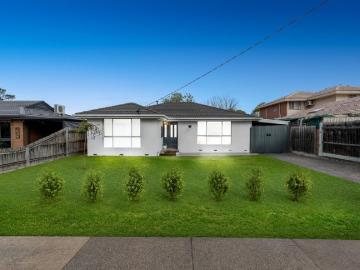 Renovated Comfort, Space & Convenience in Sought After Mernda