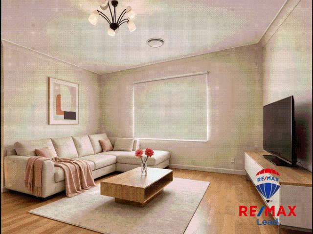 Renovated Comfortable living by the water