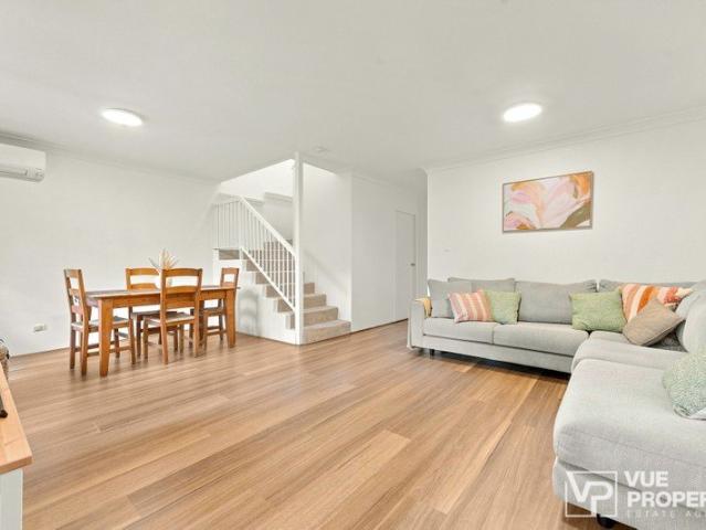 Renovated & Conveniently Positioned Townhouse in a Popular Marsfield Estate
