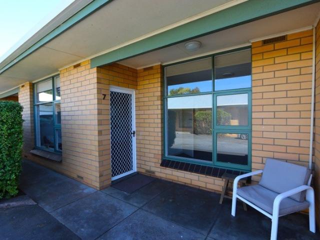 RENOVATED CENTRAL UNIT