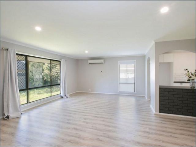 RENOVATED CENTRAL LIVING