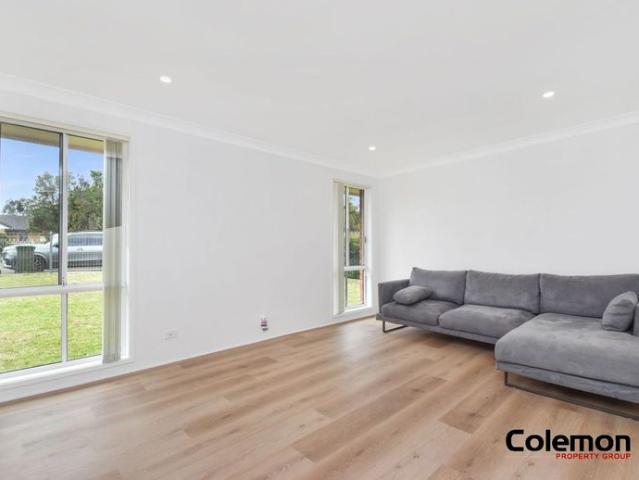 Renovated Charming Family Home in Quiet Cul De Sac Neighbourhood
