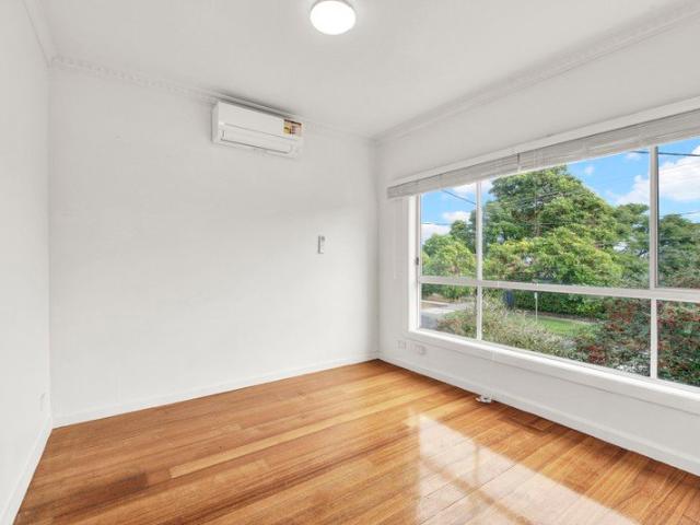 Renovated Charming Rooming House Available Now! ALL UTILITIES INCLUDED + WIFI
