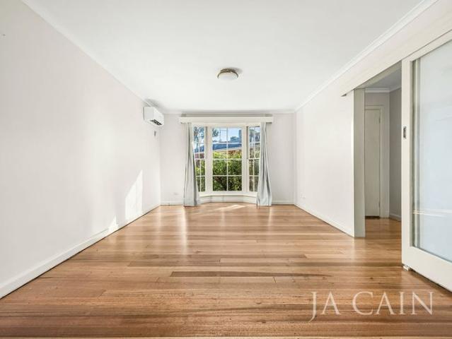 Renovated charming unit In Balwyn High School Zone