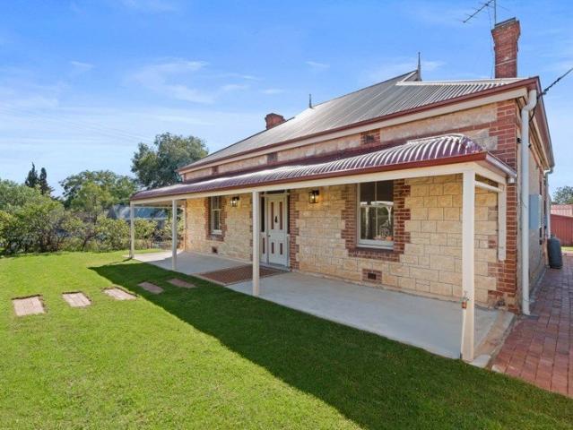 Renovated Stone Cottage