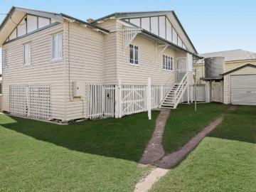 Renovated Character Home Just Minutes from Warwick CBD