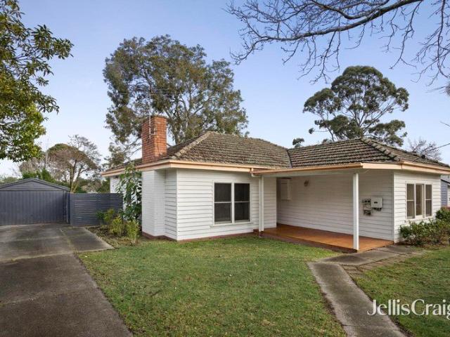 Renovated character home with immense further potential on 680sqm