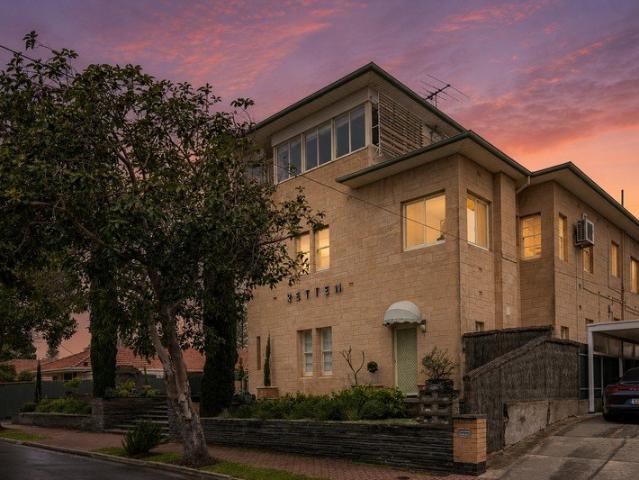 Renovated Character Living in the Heart of Glenelg