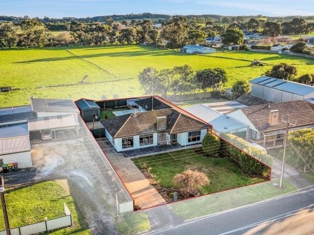Renovated and ready for your family