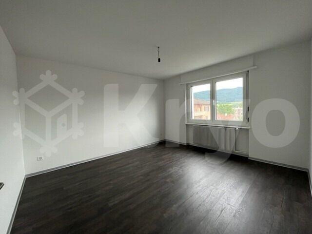Renovated apartment, close to amenities