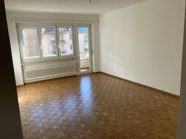 Renovated apartment immersed in greenery – 2 months free