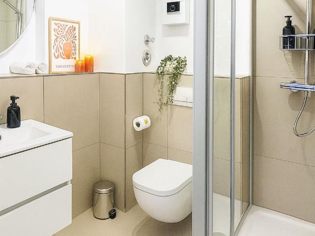 Renovated apartment in Aachen’ prime location – Quiet & central, Aachen Amsterdam Apartments for Rent