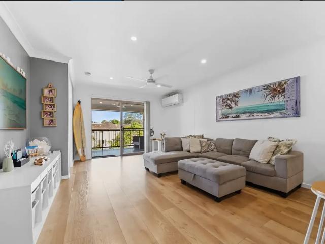 Renovated Apartment in an Ultra Convenient Location