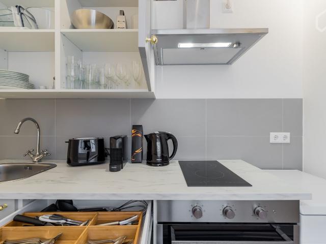 Renovated apartment in Prenzlauer Berg with high speed internet, Berlin Amsterdam Apartments for Rent