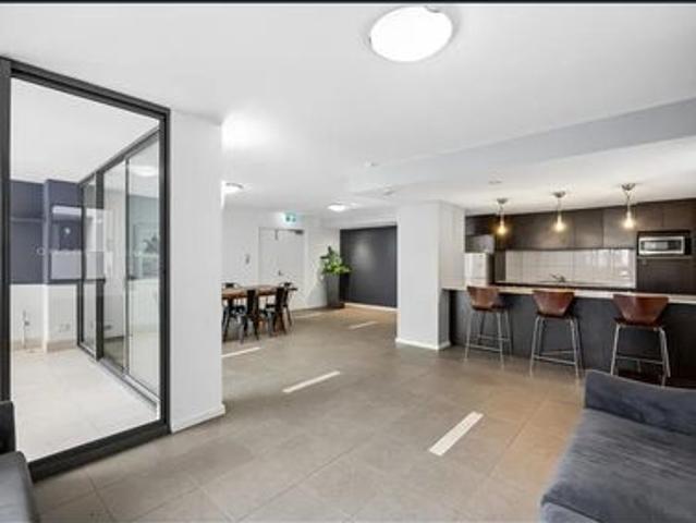 Unfurnished Apartment in Prime East Perth