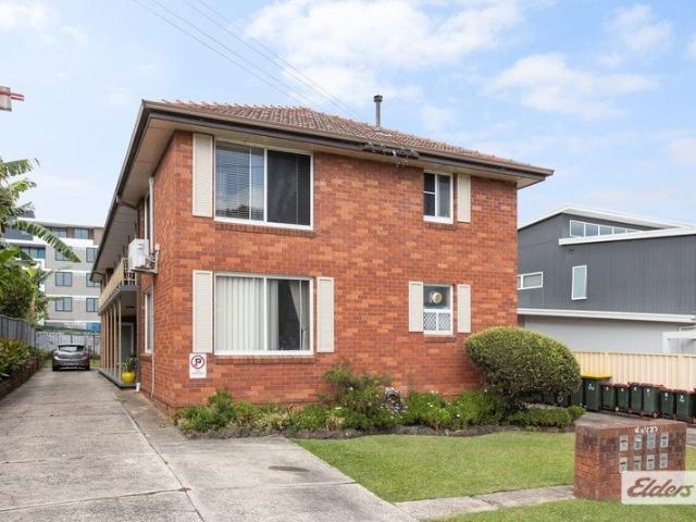 Renovated Apartment in the Heart of Wollongong's Medical Precinct