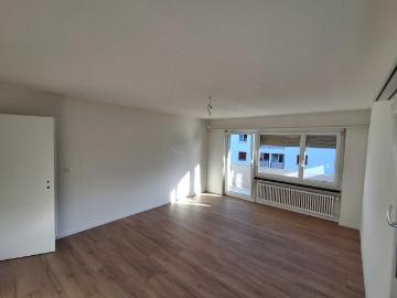 Renovated apartment with balcony in a sunny location