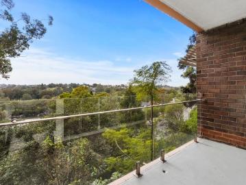 Renovated apartment with district views