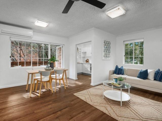 Renovated Apartment with Executive Style in Private Yet Central Location