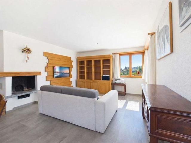 Renovated Apartment 4.5