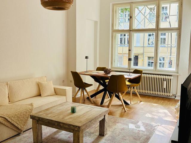 Renovated apartment 73 sqm in a Wilhelminian era old building in Berlin Steglitz/Friedenau, design bathroom, roof terrace, Berlin Amsterdam Apartments for Rent