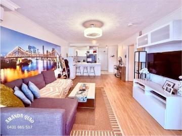 Renovated & Balcony Enclosed 2 Bedroom Resort Style Apartment in the Heart of the CBD!