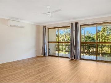 RENOVATED BEACHFRONT PAD. PRIVATE LOW MAINTENANCE LIVING AT IT'S BEST!