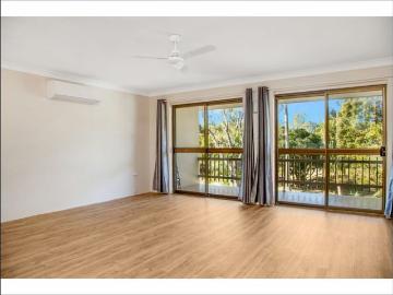 RENOVATED BEACHFRONT PAD. PRIVATE LOW MAINTENANCE LIVING AT IT'S BEST!
